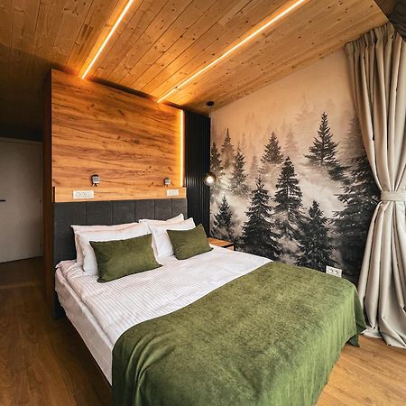 Moon Valley Comarnic Ngoại thất bức ảnh