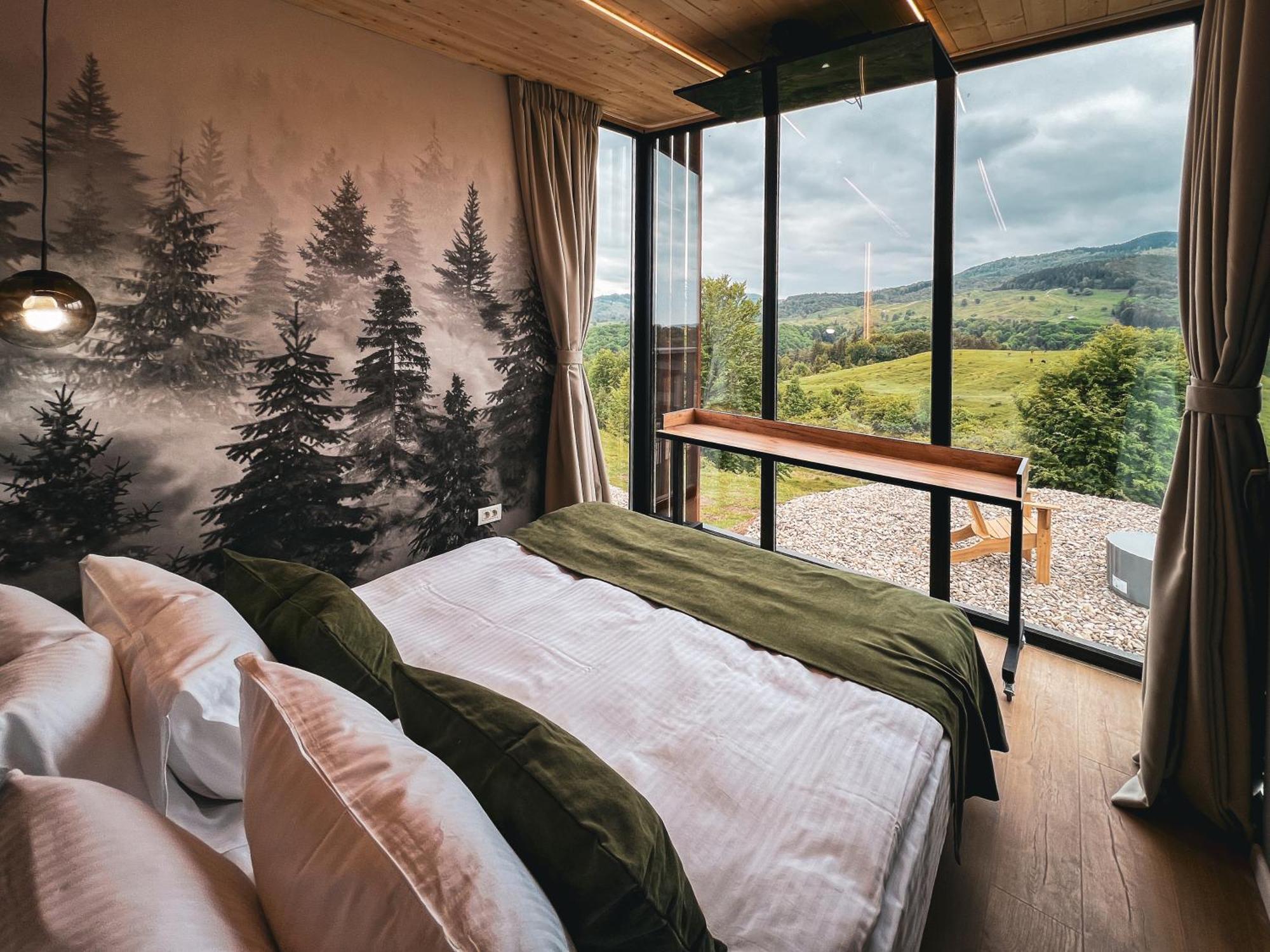 Moon Valley Comarnic Ngoại thất bức ảnh